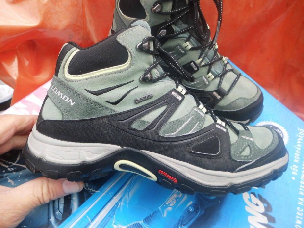 Salomon zld-fekete br 37.5-es trabakancs elad,