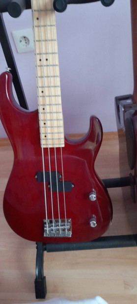 Samick Greg Benett bass gitr