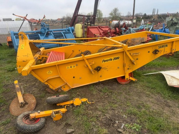 Samon Favorite 2000 Hagymakir�z� , Rendrerak� , 135cm Sz�les Szalagok