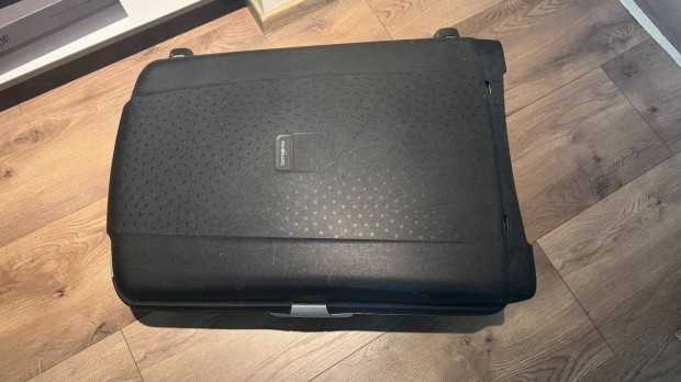 Samsonite Aeris 75/28 Spinner fekete brnd, szmzrral