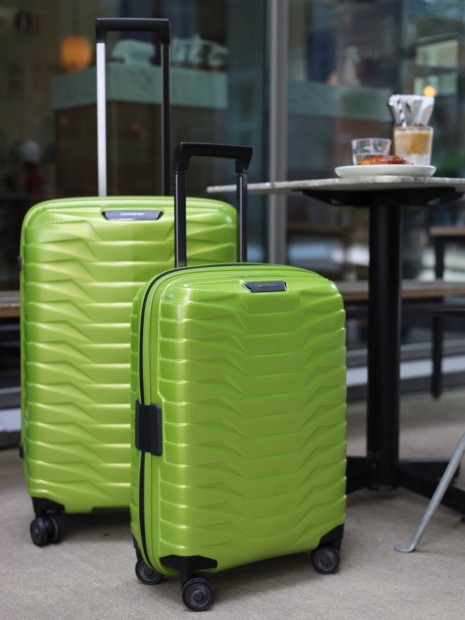 Samsonite Proxis kézibőrönd bontatlanul eladó