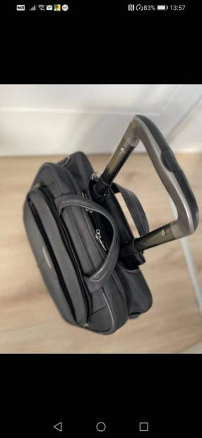 Samsonite gurulóbőrönd