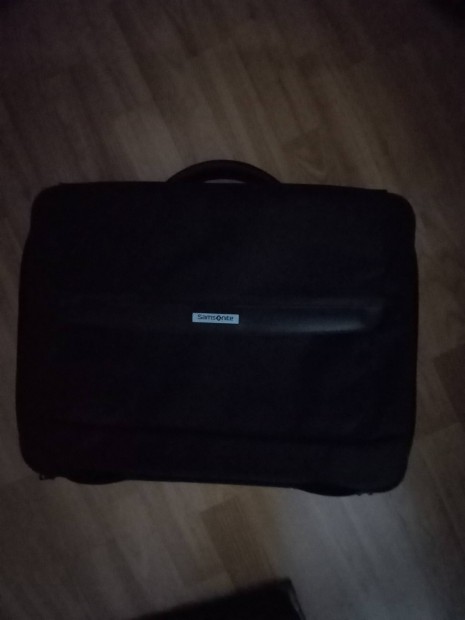 Samsonite laptop tska elad!