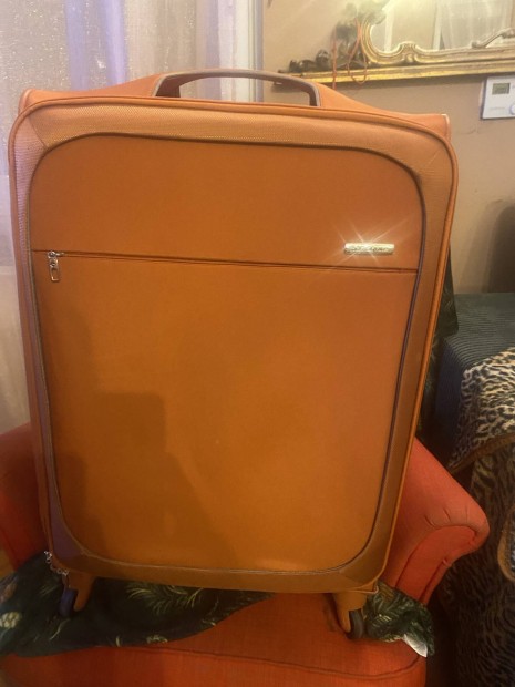 Samsonite orange brnd j 