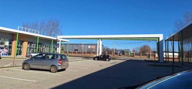 Smsonkerti telek elad