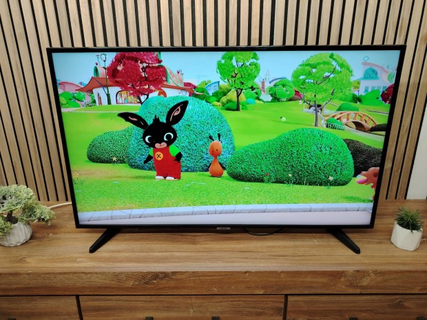 Samsung 102CM 4K SMART WIFI LED TV