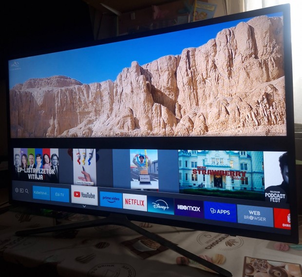 Samsung 102cm 40K5500 smart led tv!wifi Disney+ Hbo.max/