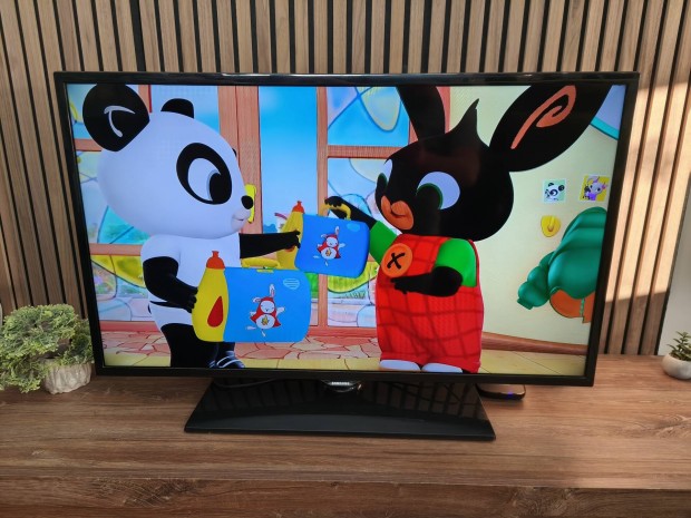 Samsung 103CM LED TV. Full HD. Mindig tv.