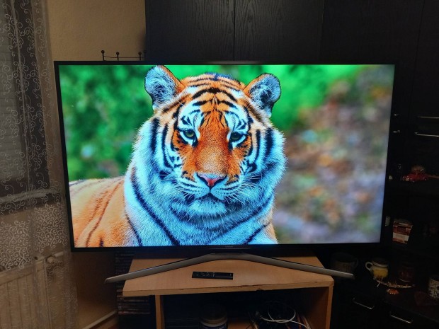 Samsung 146cm Uhd 4k smart lcd tv