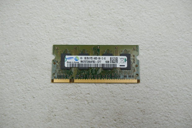Samsung 1GB DDR2 laptop memria 800MHz M470T2864FB3-CF7