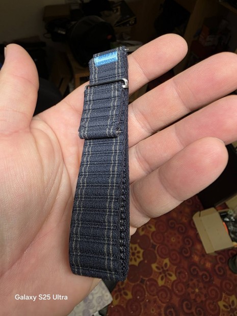 Samsung 20mm eredeti szövet óraszíj