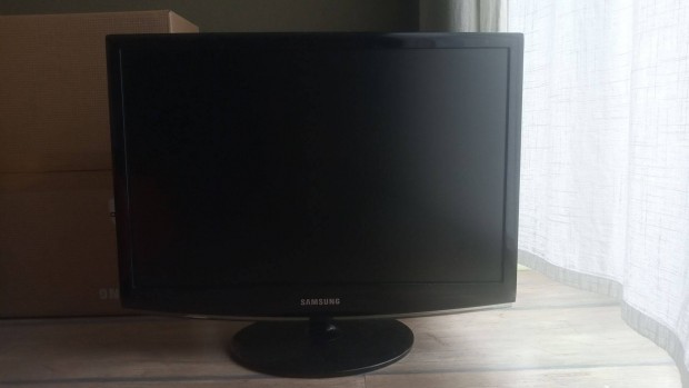 Samsung 2233BW monitor, hibs