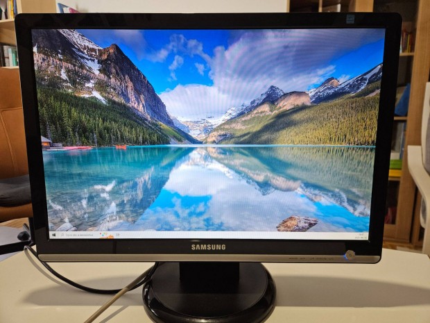 Samsung 226BW 22 Zollos LCD Monitor szp llapotban