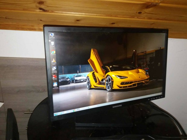 Samsung 22" monitor ingyen kiszlltssal elad