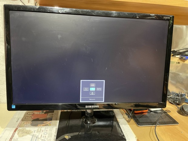 Samsung 23" os Full HD LED monitor S23C550H