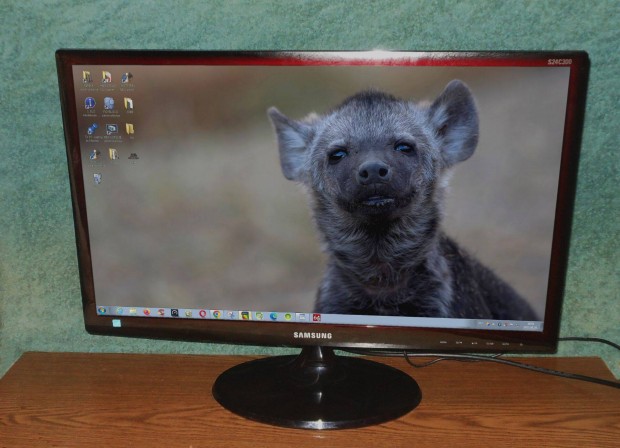 Samsung 24" Full HD LED Monitor DVI, VGA