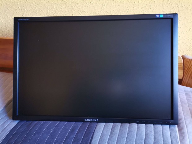 Samsung 24" LCD, 5ms, DVI, VGA, + HDMI, konzolhoz, talp nlkl