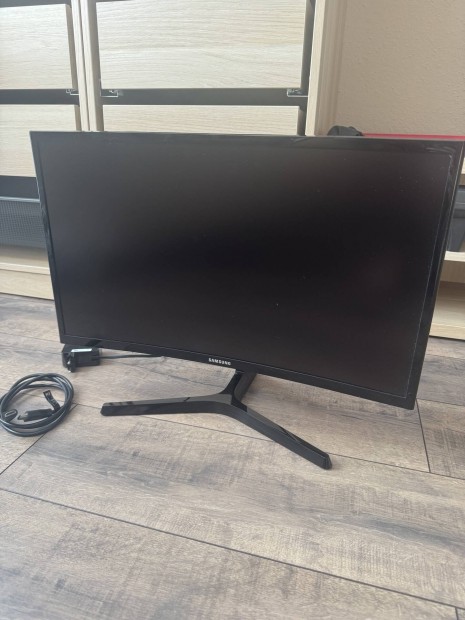 Samsung 24" velt monitor