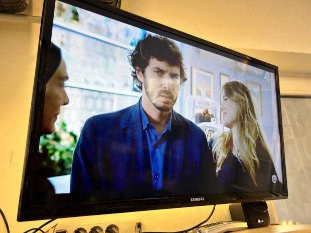 Samsung 32EH4003 újszerű Led tv