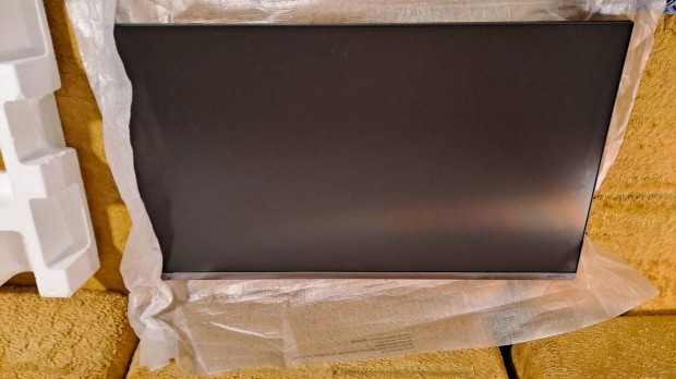 Samsung 32" TU87F UHD monitor