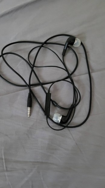 Samsung 3.5 jack flhallgat j