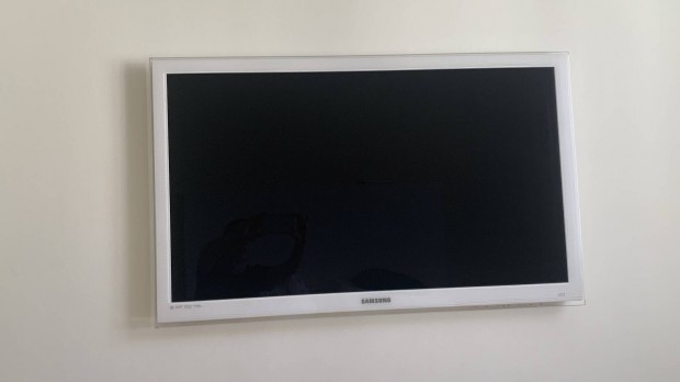 Samsung 40C6500 40'-os HD LCD fehr keretes tv