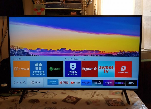 Samsung 43"110cm 4K HDR Smart led Tv!wifi bluetooth 