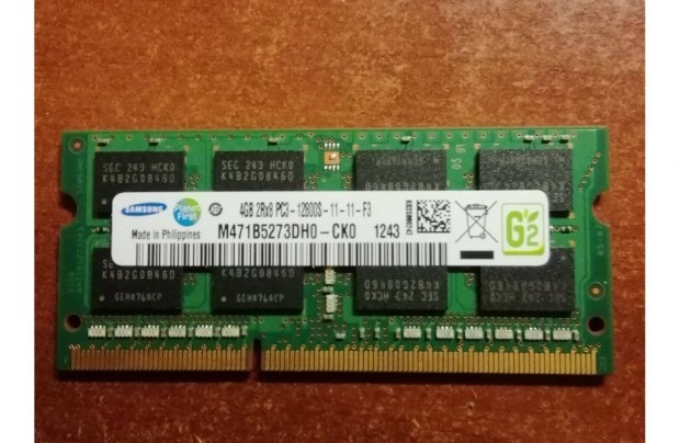 Samsung 4GB DDR3 1600 MHz RAM memria elad kifogstalan llapotban