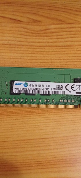 Samsung 4Gb DDR4 szerver ram