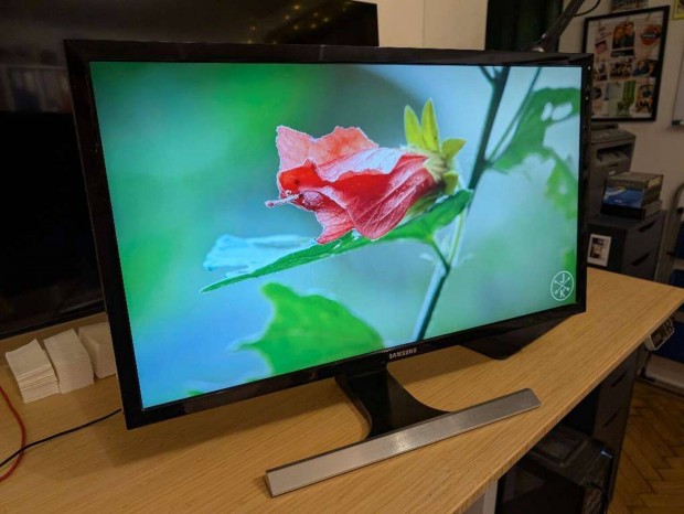 Samsung 4K UHD LED Monitor 28'' 71 cm Hibtlan!