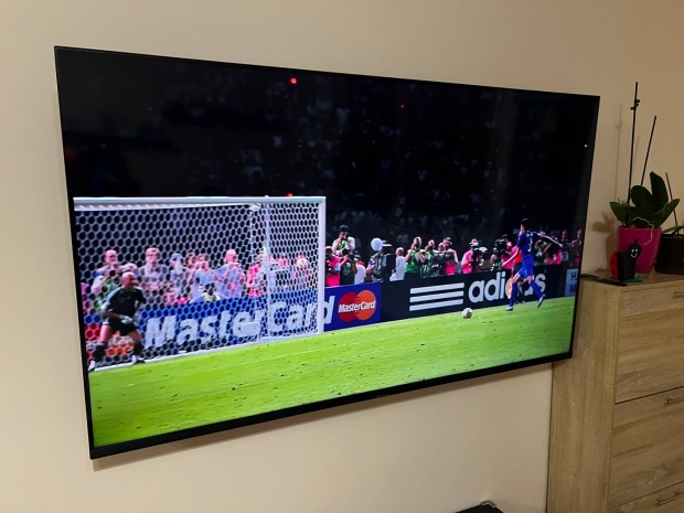 Samsung 4K UHD Smart LED Televizi, 163 cm