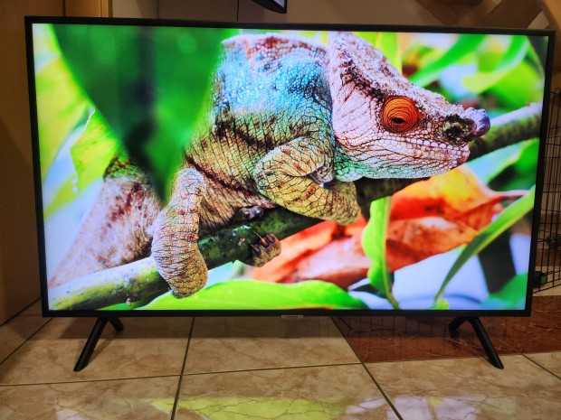 Samsung 4k Prmium Smart TV 108cm