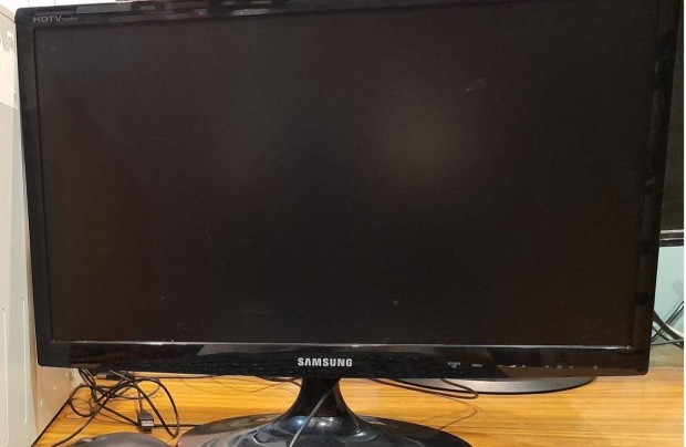 Samsung 55cm 22" TV - monitor Elad