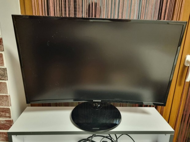 Samsung 60cm velt monitor