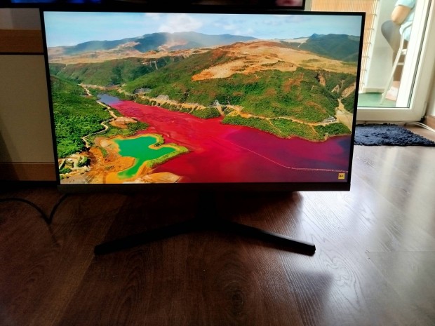 Samsung 69cm es 4k uhd monitor j llapotban elad 