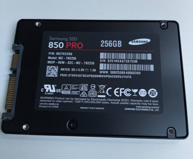 Samsung 850 Pro 2.5 256GB SATA3 Ssdmz-7KE256BW elad