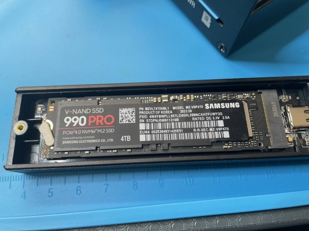 Samsung 990 Pro 4TB (MZ-V9P4T0) M.2 SSD Pcie 2280