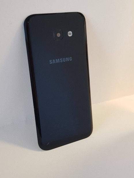 Samsung A520 Galaxy A5 (2017) Fekete Akkufedel Hatlap Gyari