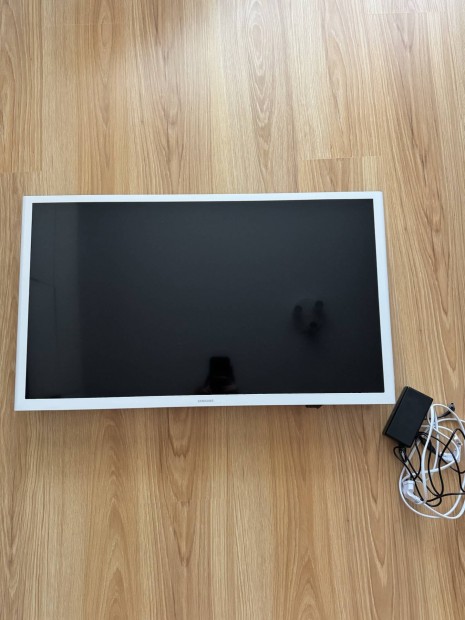 Samsung Bravia okos tv- 80 cm