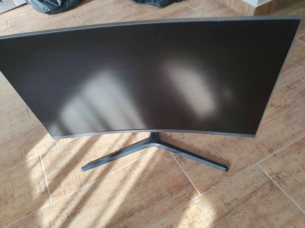 Samsung C27JG50Qqu velt monitor