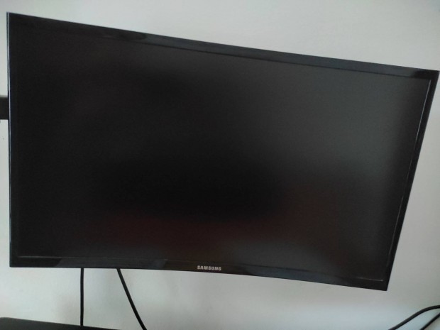 Samsung Curved Monitor Led IPS FHD 24" CF396