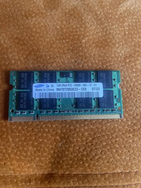 Samsung DDR2 1 GB RAM