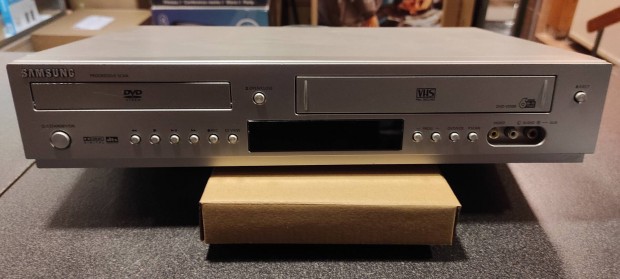 Samsung DVD-V5500 VHS+DVD kombi eladó 