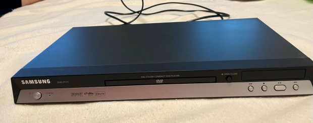Samsung DVD lejátszó távirányítóval