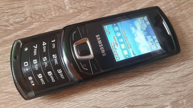 Samsung E2550 - Vodafone, dobozban