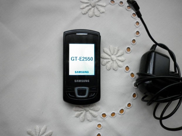 Samsung GTE2550 Tipus Krtyafgg Mobiltelefon