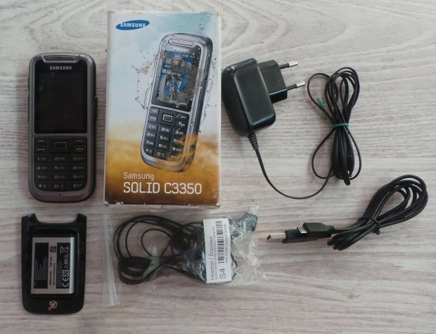 Samsung GT-C3350 mobiltelefon