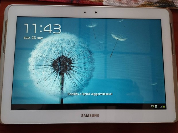 Samsung GT-P5100 tablet 