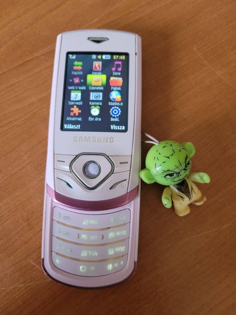 Samsung GT-S3550 Telekomos mobiltelefon