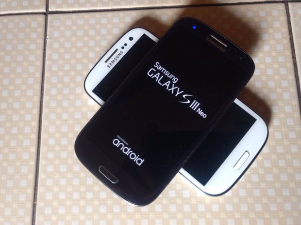 Samsung Galaxi S3 mini 2db-ras